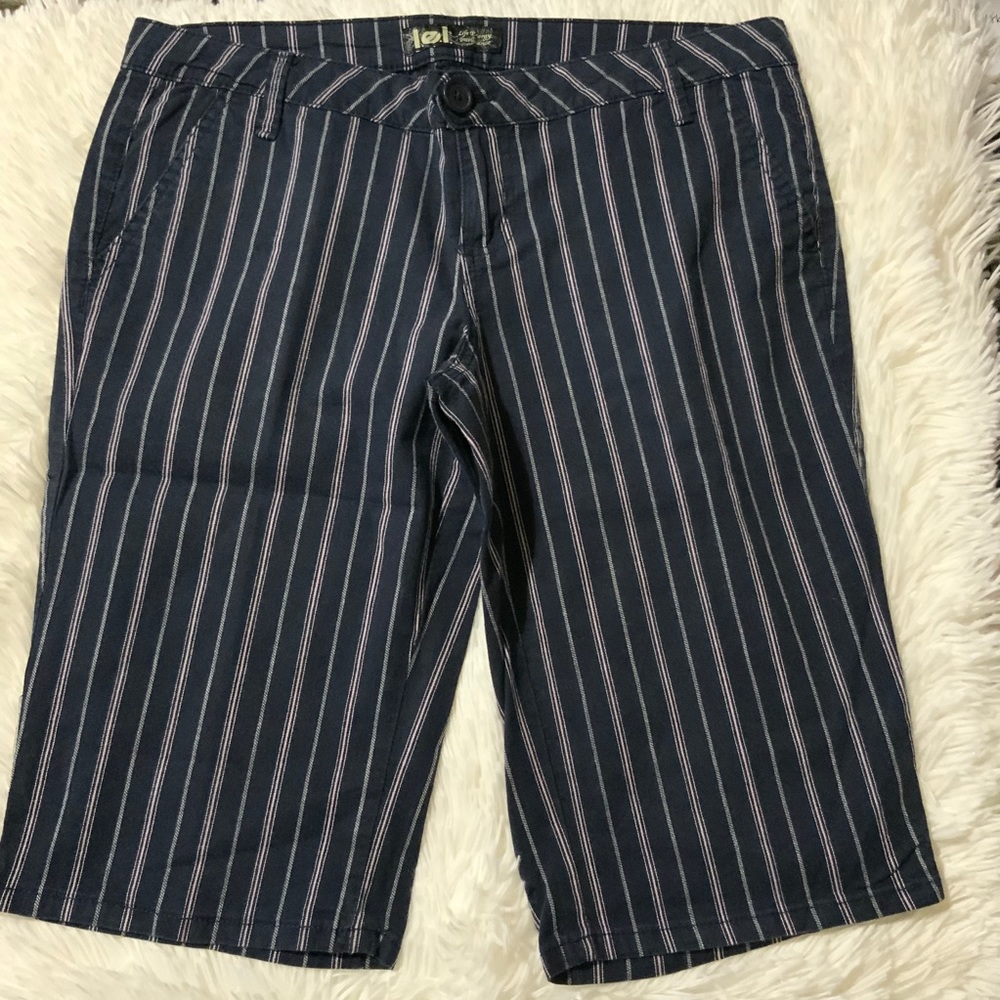 l.e.I Bermuda Shorts